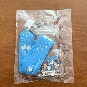 Disney Travel Co Blue Lanyard Set with Mickey Minnie Disneyland Resort Pin